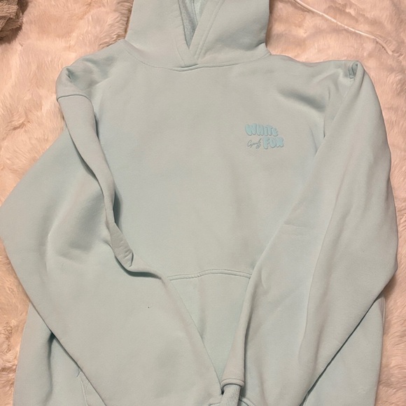 White Fox Graphic Sweatshirt - Picture 2 of 8